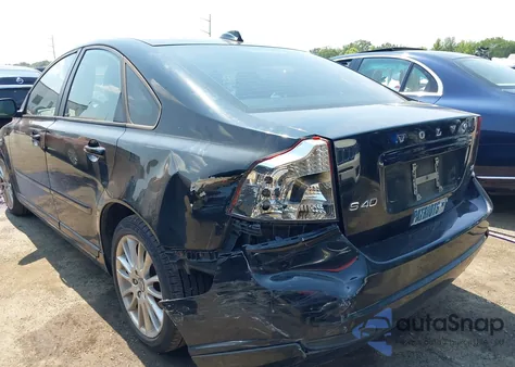 2009 Volvo S40 2.4I из США, поврежденный, VIN YV1MS382492431293